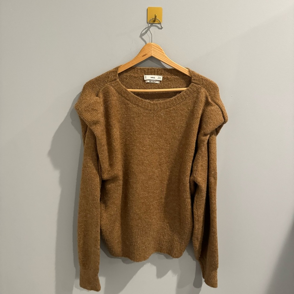 NEW Mango Knitted Sweater with Should Pads in Brown, Size S - Picture 5 of 11
